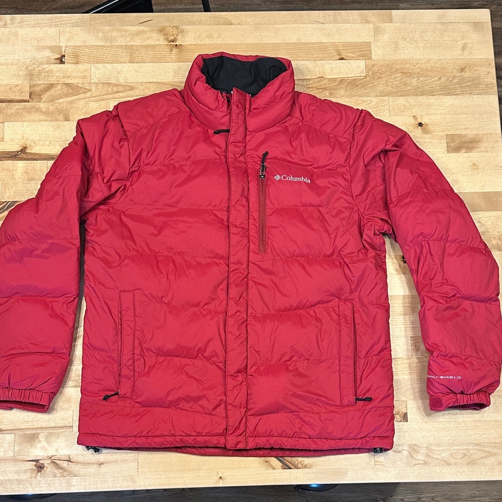 Columbia Men's Red Puffer Jacket